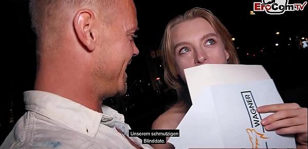  Junge Schülerin wird auf der Straße in Berlin verführt und zum EroCom Date Porno casting eingeladen